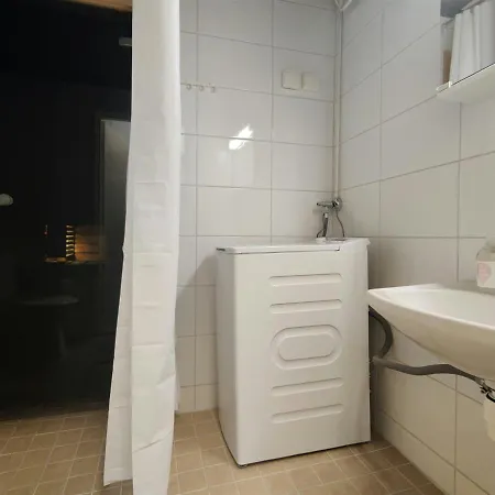 Convenient For 2 With Sauna 아파트
